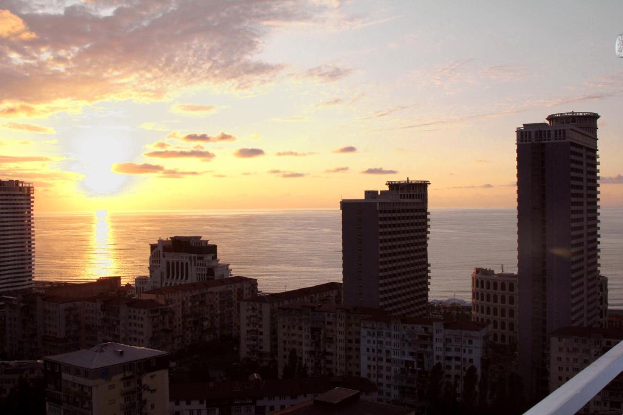 Breeze Batumi Apartment Exterior photo