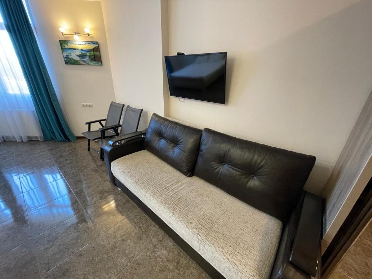 Breeze Batumi Apartment Exterior photo