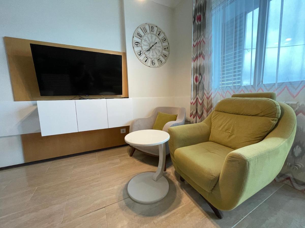 Breeze Batumi Apartment Exterior photo